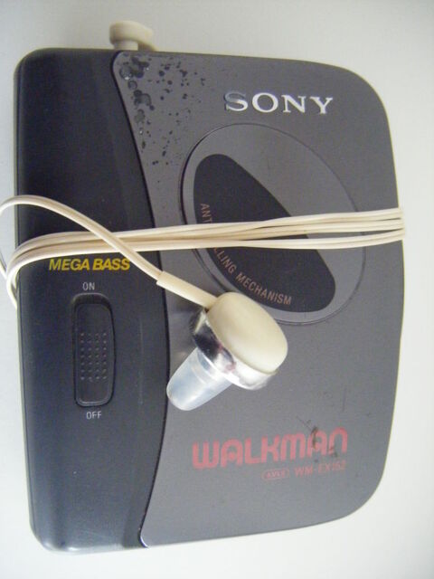 Walkman vintage SONY WM EX152 15 Saint-Yrieix-la-Perche (87)