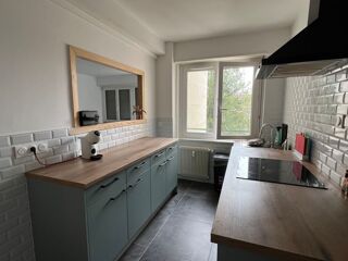  Appartement à louer 2 pièces 50 m²