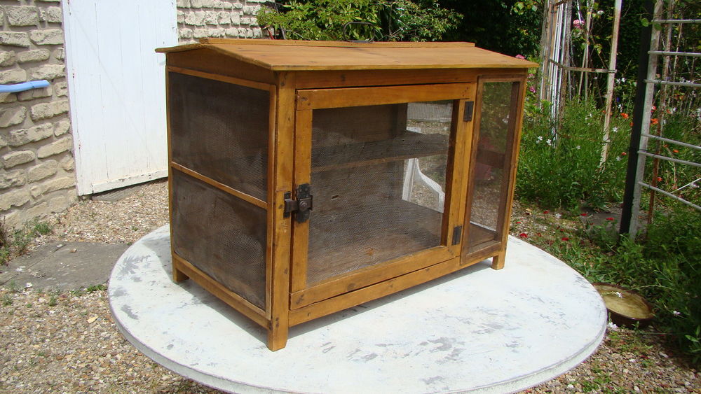 Ancien garde-manger - ann&eacute;es 1940 Meubles