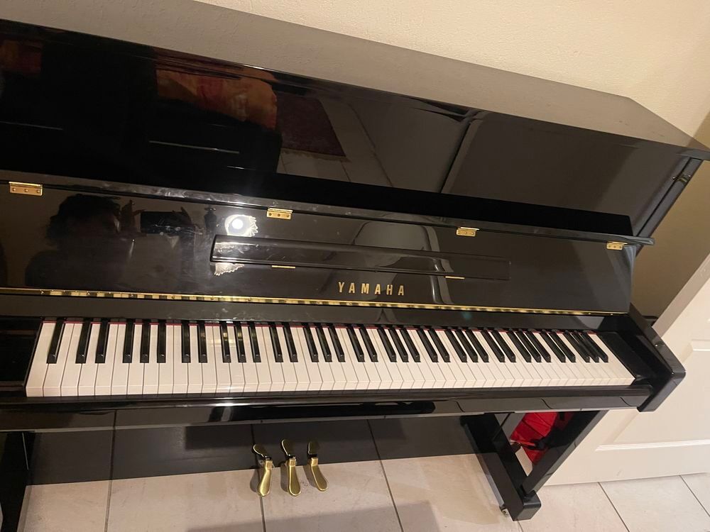 Piano en tres bon etat Instruments de musique