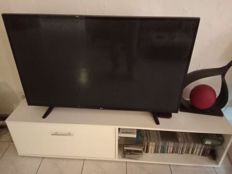 Tv led 3k connect�e LG 220 Saint-Marcel-sur-Aude (11)