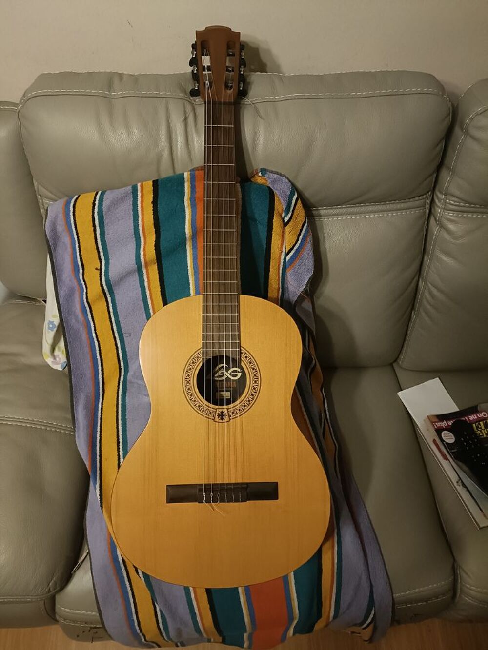 Guitare folk LAG Instruments de musique
