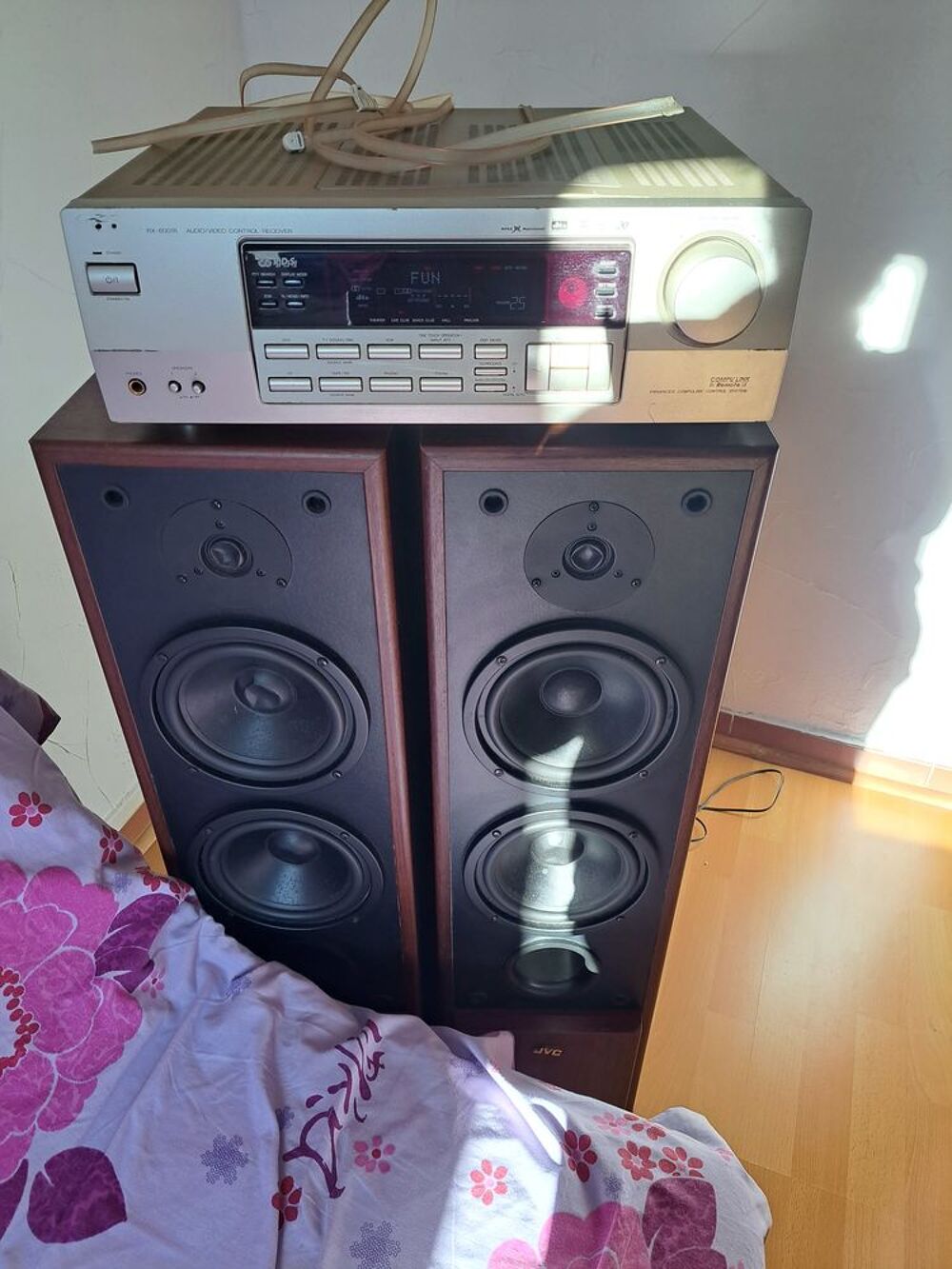 Lot Ampli + Enceintes JVC Vintage (en &eacute;tat de marche) Audio et hifi