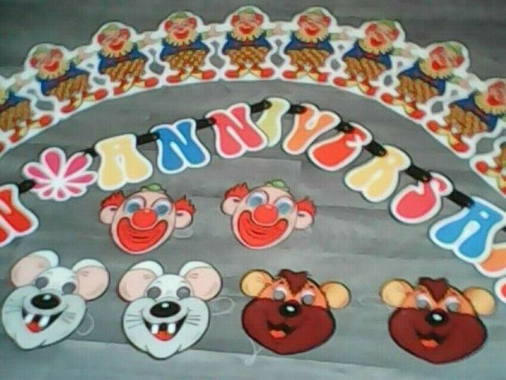 Banderoles et masques de f&ecirc;te en carton Décoration