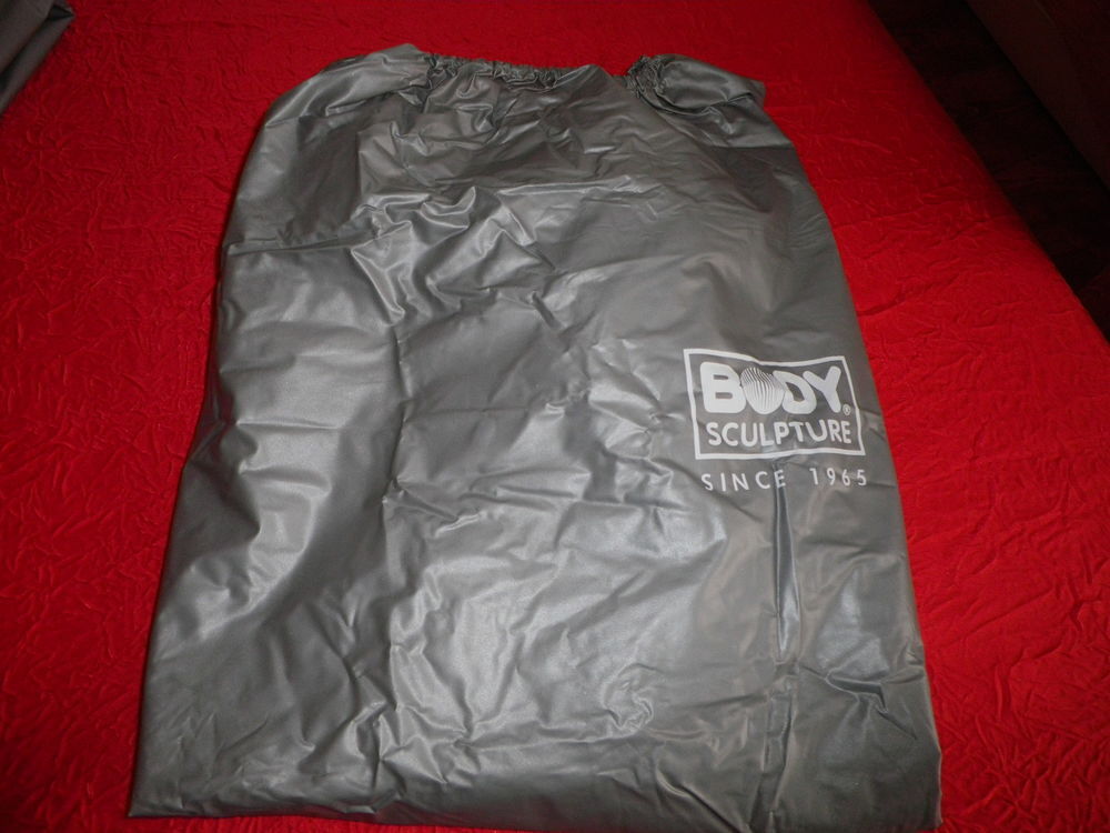 ensemble sudation neuf Vtements
