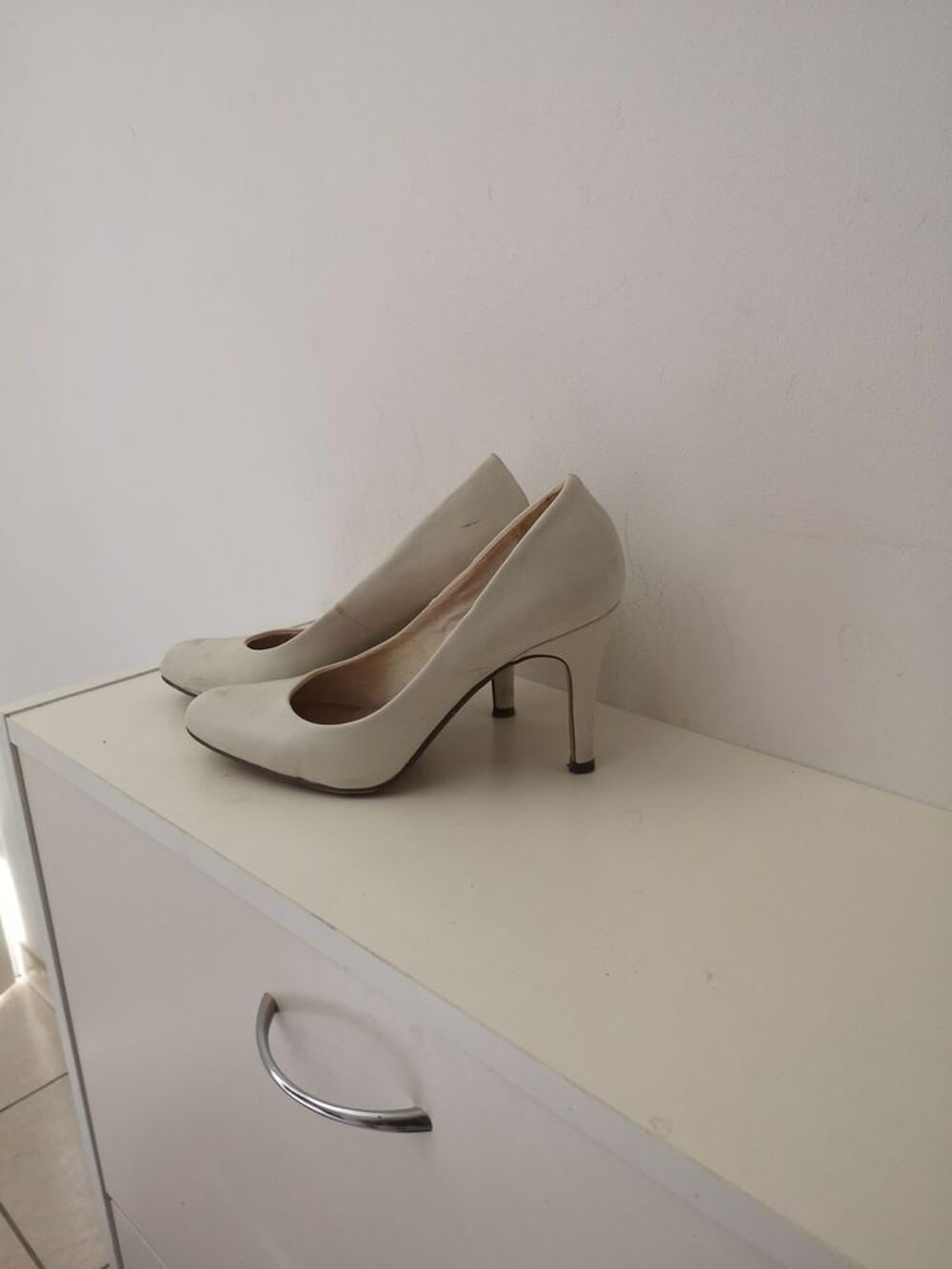 escarpins Blanc Cass&eacute; Chaussures