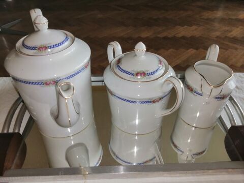 Lots de théières, sucriers et pots à lait Marseille 8 (13)