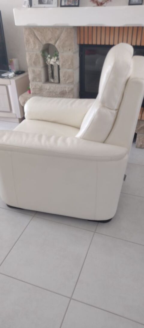 Fauteuil cuir blanc Home Salon 140 Crevin (35)
