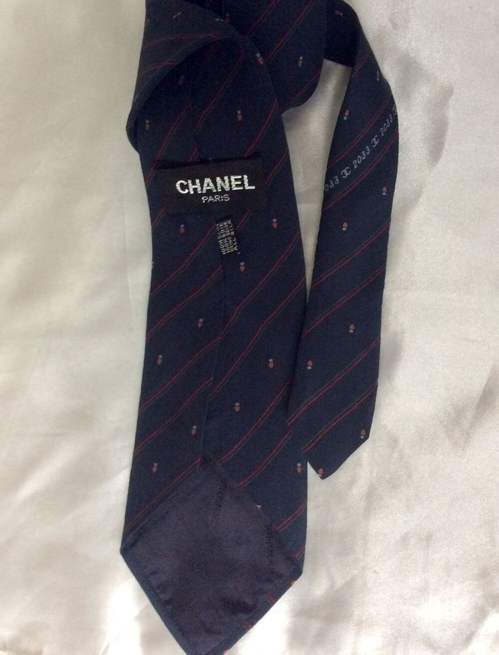 Cravate Chanel pour homme Vêtements