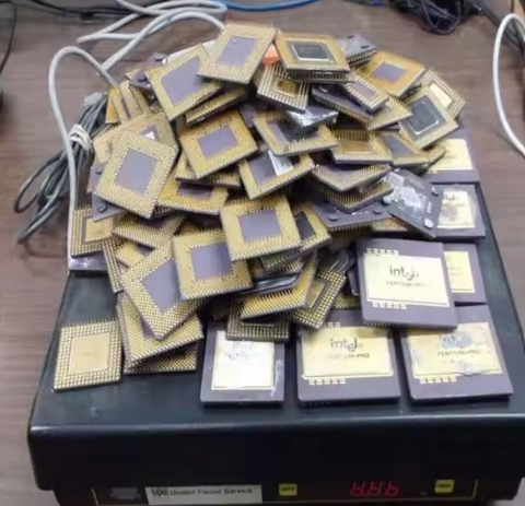 Processeurs Intel Pentium Pro Ceramic 486 13 Passy (89)