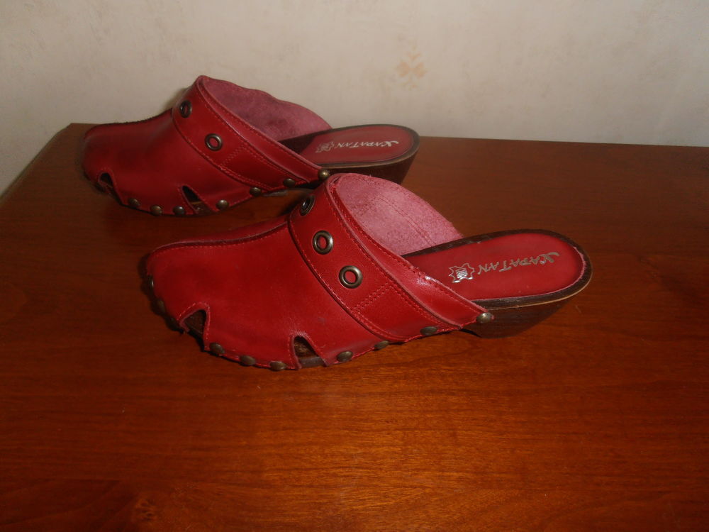 Sabots rouges Chaussures