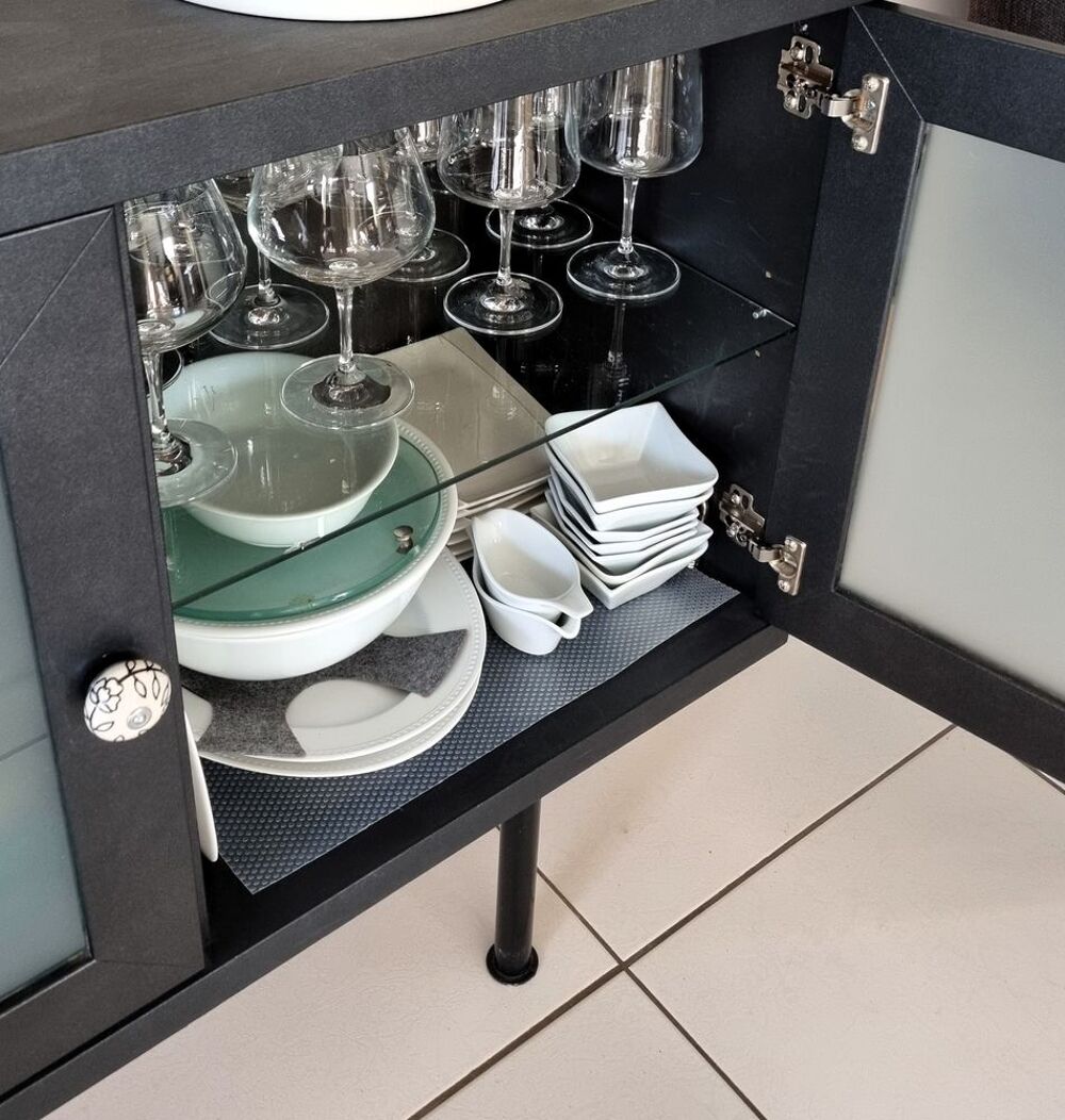 Bahut bas 4 portes, noir (ext&eacute;rieur et int&eacute;rieur) Meubles