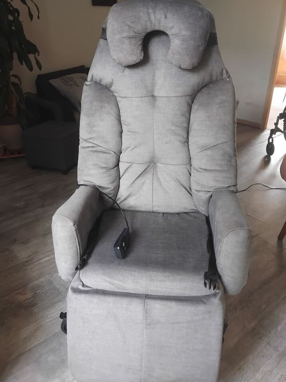 FAUTEUIL ELECTRIQUE NEUF Meubles