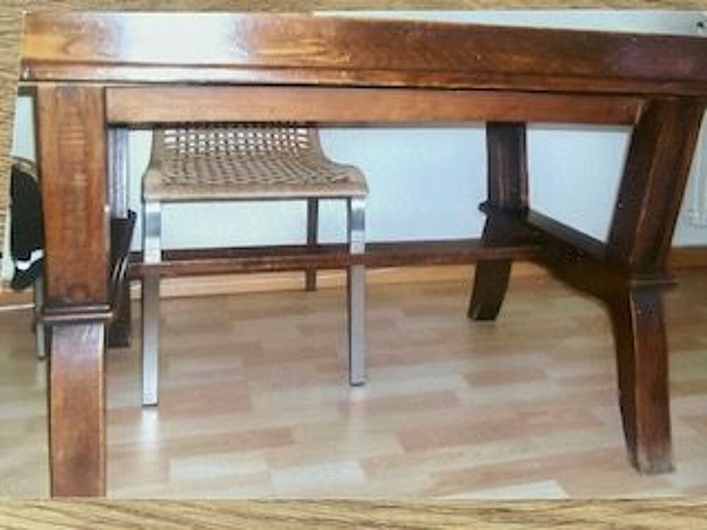 Belle table de salle &agrave; manger Meubles