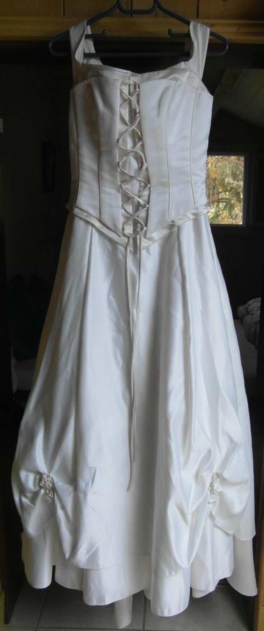 robe de mari&eacute;e Vêtements