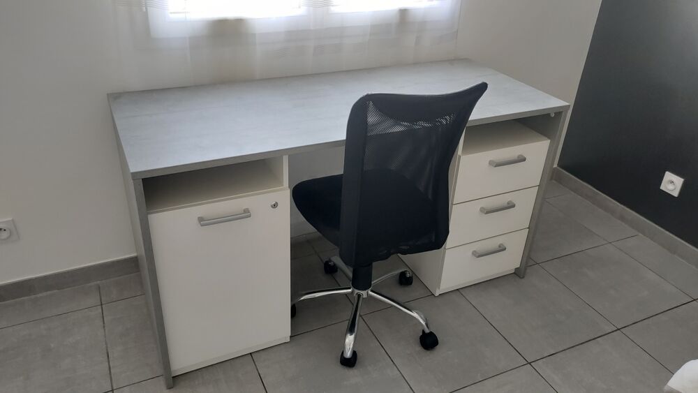 Bureau Bicolore &agrave; Effet B&eacute;ton &amp; Fauteuil de Bureau Luxe Meubles