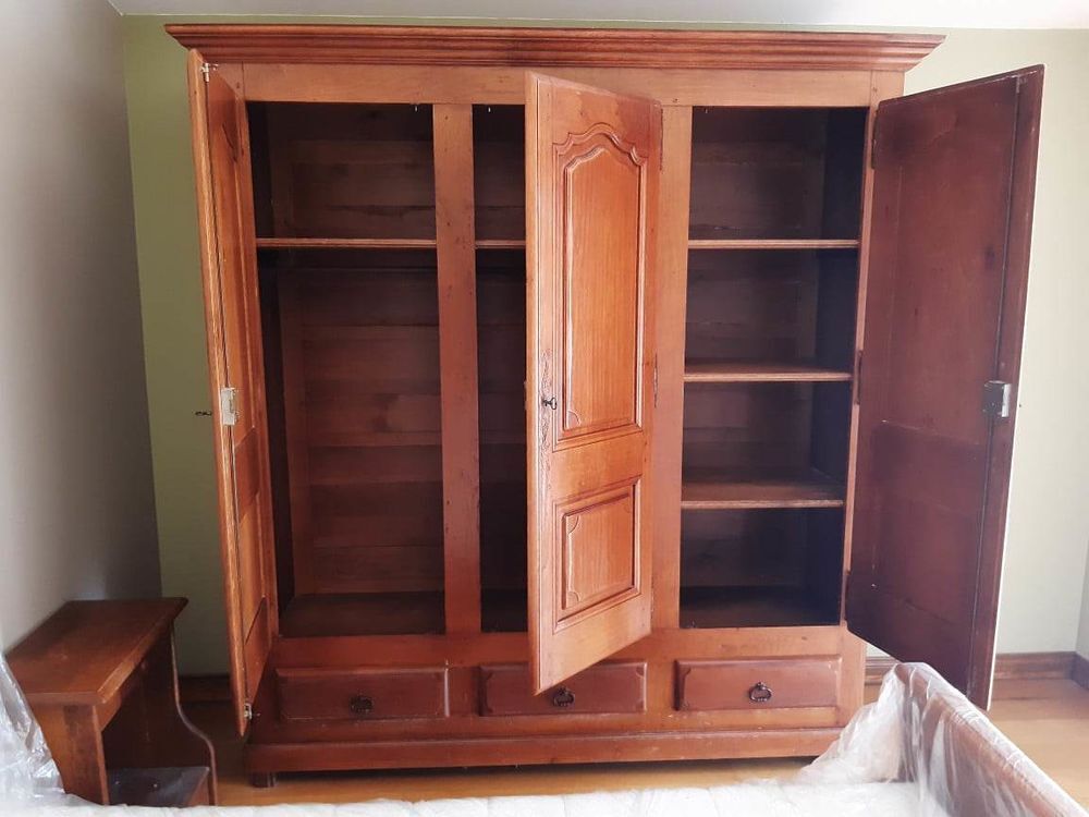 chambre compl&egrave;te bois massif Meubles