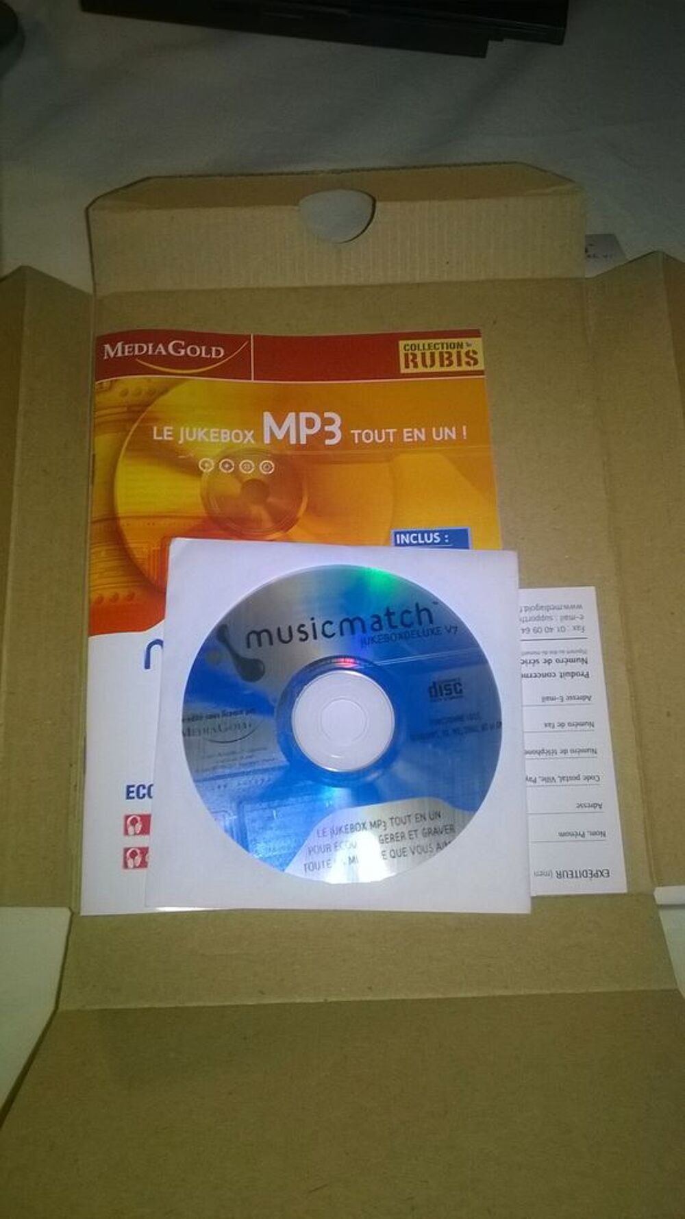 Coffret Musicmatch v7
Inclus :Radio MX
Matériel informatique