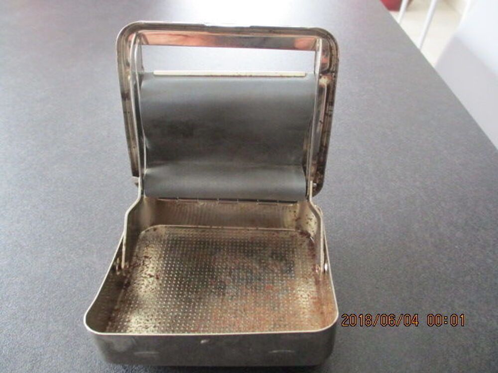 blague &agrave; tabac ancienne 