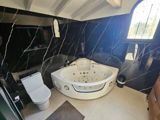  Maison � vendre 6 pi�ces 210 m�