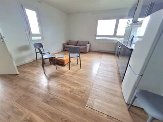  Appartement à louer 3 pièces 52 m²