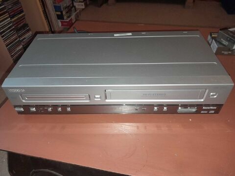 combiné dvd vhs Philips 100 Couches (71)