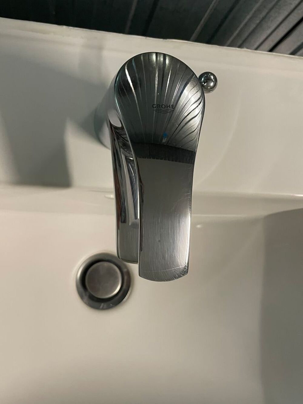 Lavabo ceramique complet avec mitigeur Grohe chrom&eacute; Meubles