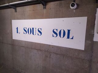  Parking / Garage à louer 13 m² Antibes