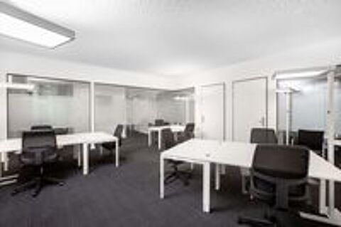   Basculez vers un espace de bureau ouvert prt  l'emploi pour 15 personnes  Paris Pont de Neuilly 195 