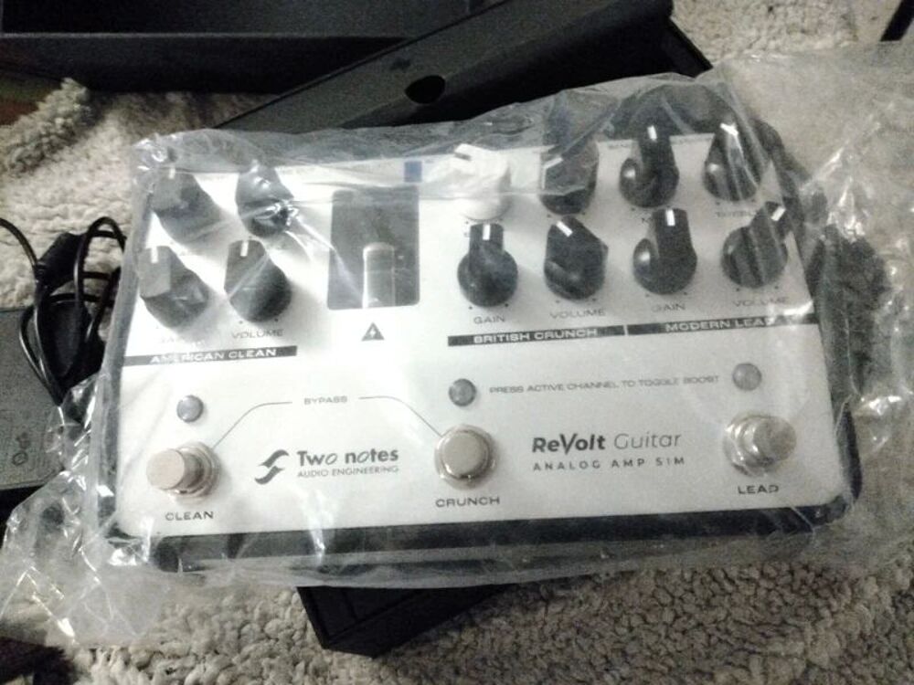 Ampli Two Notes ReVolt Guitar Instruments de musique