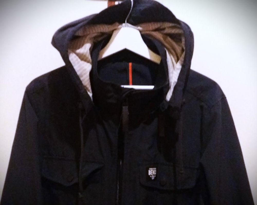K-way Imperm&eacute;able &agrave; plusieurs poches, capuche amovible Vêtements
