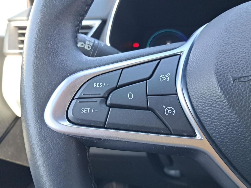 Clio V Clio E-Tech full hybrid 145 Techno 2023 occasion 91700 Sainte-Genevi&egrave;ve-des-Bois