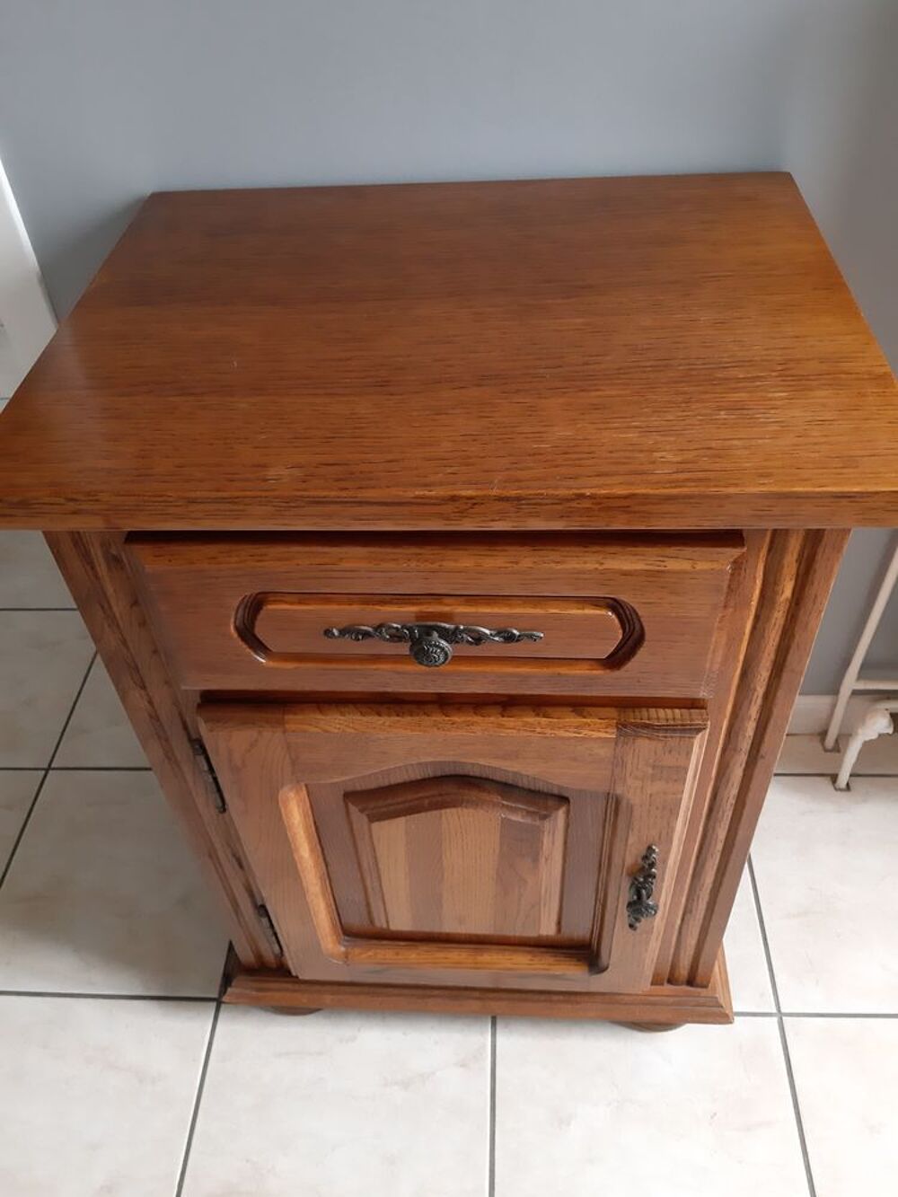 Meuble en ch&ecirc;ne Meubles