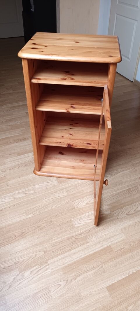 Meuble de rangement en bois avec étagères Le Pont-de-Beauvoisin (38)
