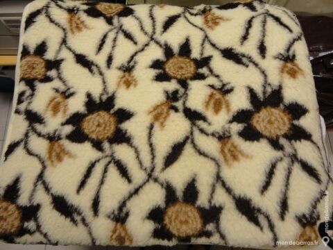 couverture en pure laine 20 Boissy-Saint-L�ger (94)