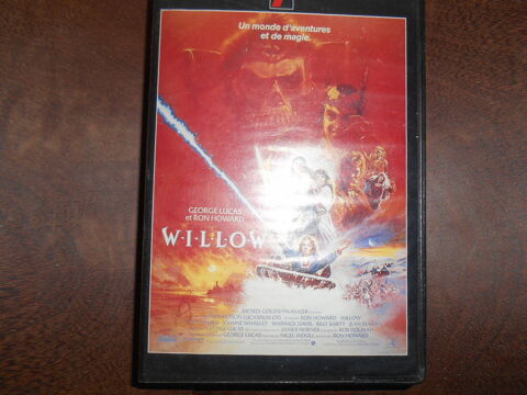 VIDEO CASSETTE WILLOW 2 La Rochelle (17)