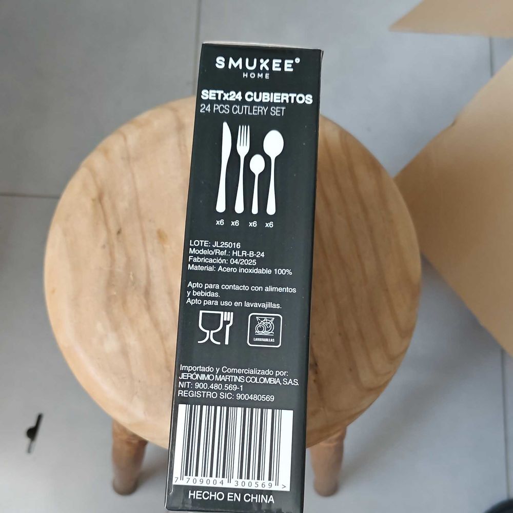 couver 24 pi&egrave;ces Smuk&eacute;e Décoration