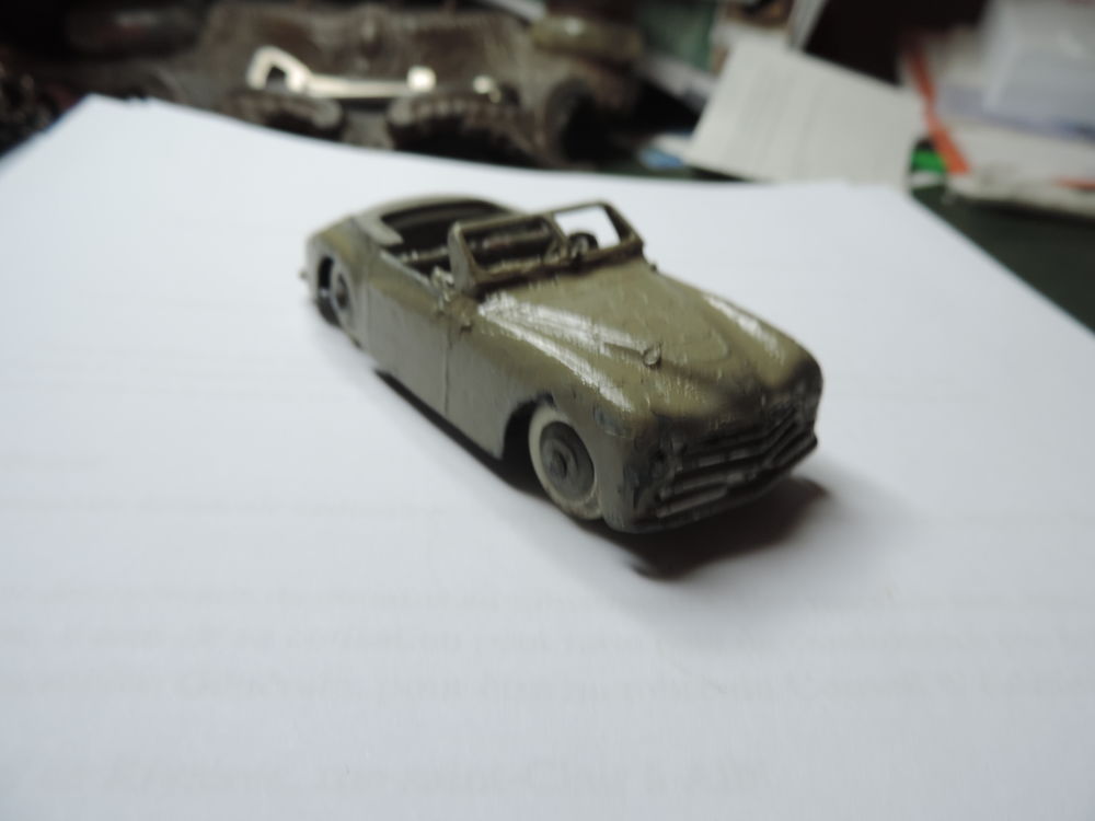 DINKY TOYS - SIMCA 8 SPORT - Echelle : 1/43 &egrave;me 