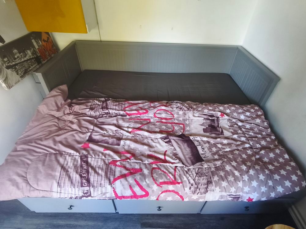 Lit banquette Hemnes 2 places (structure+2matelas ) Meubles