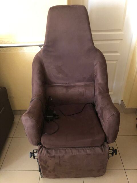 Fauteuil pour personne ag�e o� handicap�e 0 Beaulieu (34)