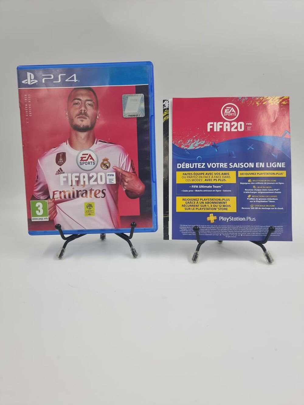 Jeu Playstation 4 Fifa 20 en boite, complet Consoles et jeux vidéos