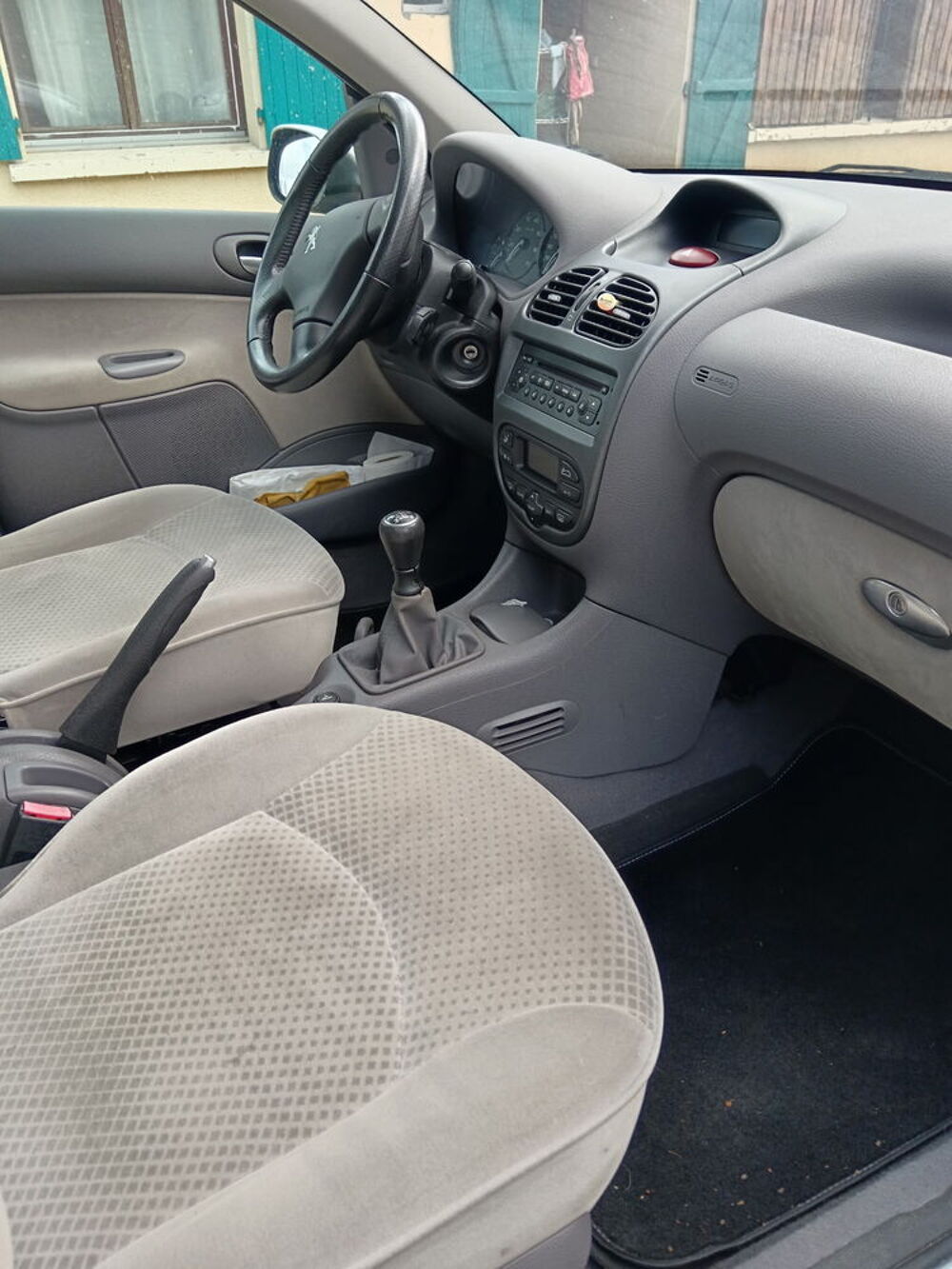 206 1.6i 16V XT Premium 2000 occasion 63970 Aydat