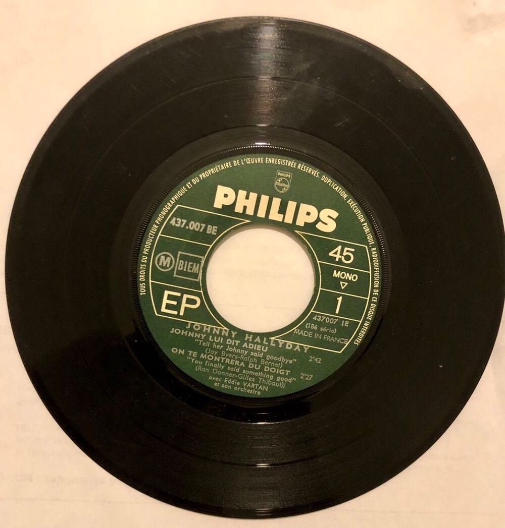 vinyle de Johnny Hallyday CD et vinyles