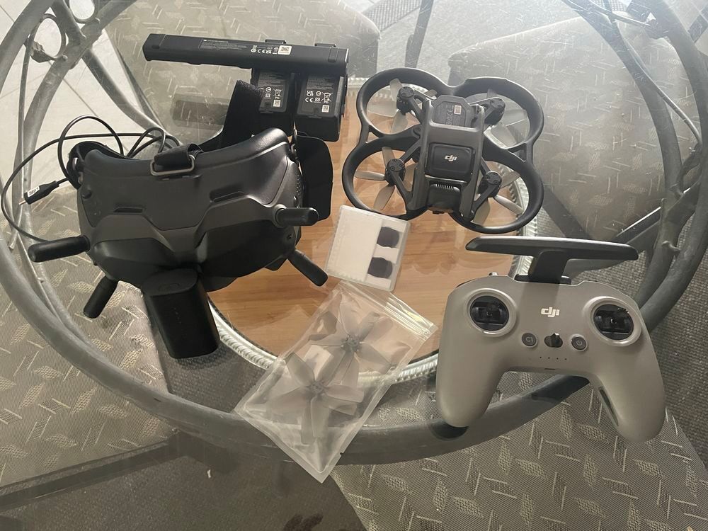 Dji avata pack fpv complet Photos/Video/TV