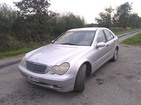 Annonce voiture Mercedes Classe C 2500 €