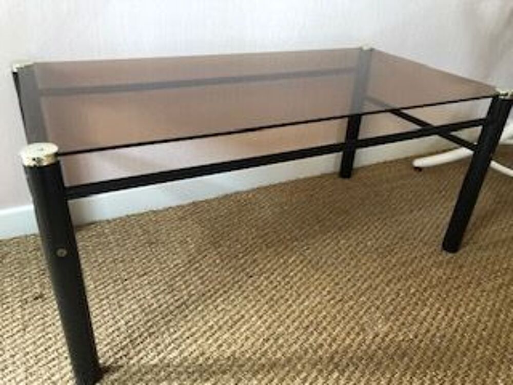 table basse de salon en verre Meubles