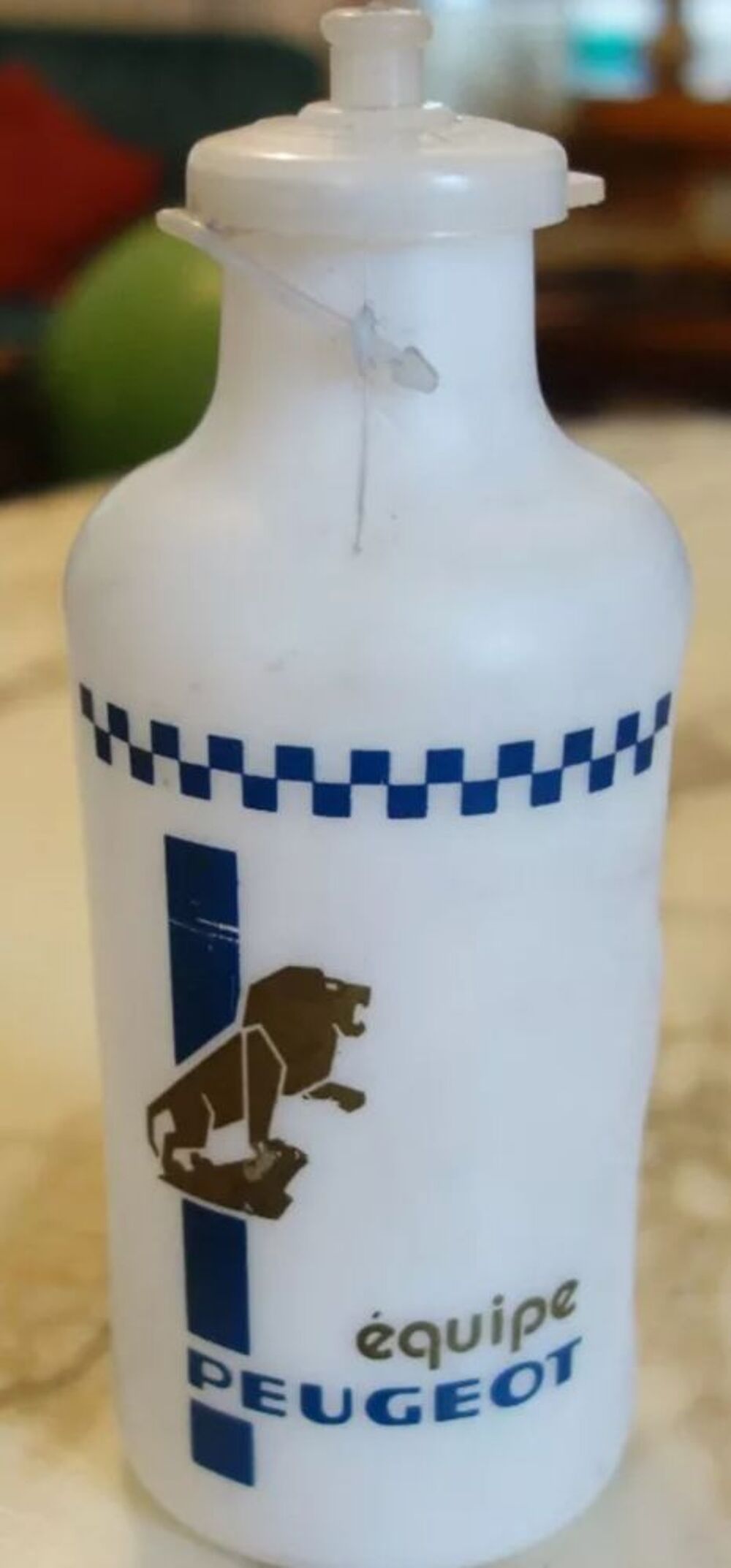 LES BIDONS PEUGEOT Vélos