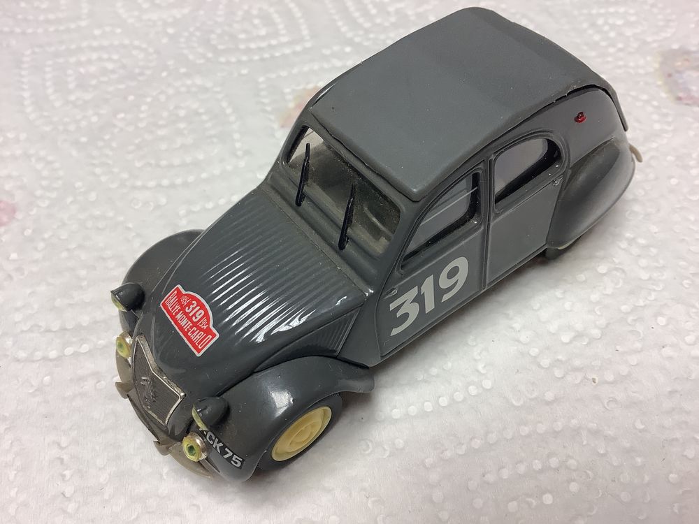 CITRO&Euml;N 2CV 319 MONTE CARLO 1/43 voiture miniature 