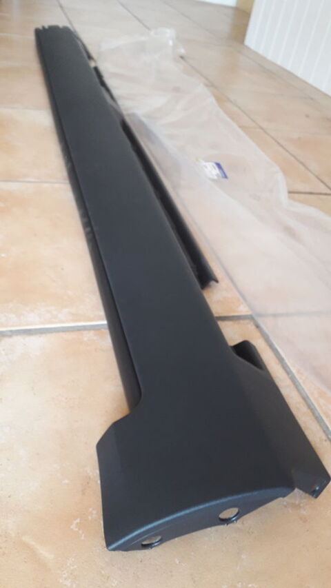 bas de caisse volvo  v50 break 10 Ollioules (83)