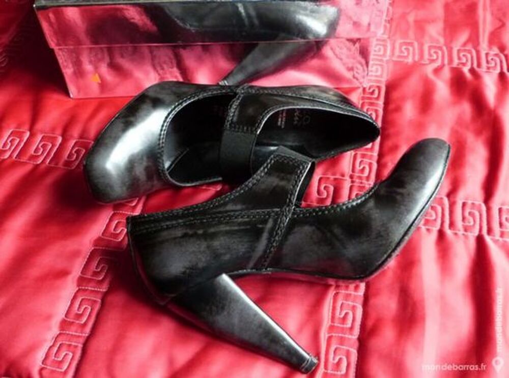 Chaussures femme italiennes "lea piu" taille 37 Chaussures